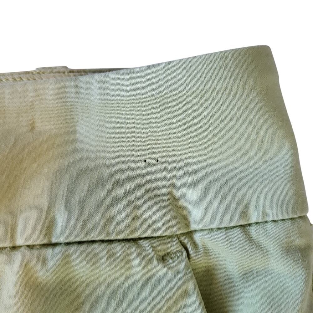 New York & Company Size 8 Pale Green Cotton Blend Shorts Cuffs Colorful Casual - Picture 9 of 9